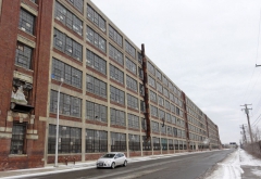Větší část obří továrny Ford v Highland Parku ještě stojí, v roce 1911 tam byla zavedena pásová výroba...