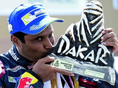 Katařan Nasser Al-Attiyah vyhrál s přehledem kategorii „car“ a ani se přitom nijak zvlášť nenamáhal. Od druhé etapy vedl.