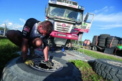 Kolomého Tatra měla na trati Dakaru postaráno o dokonalý servis.