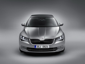 skoda-superb-2015-(7) 94976