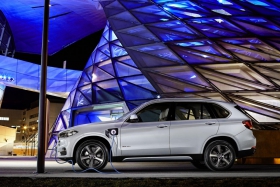 bmw-x5-xdrive40e-2 95008