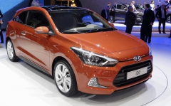 Hyundai i20 Coupé, třídveřová verze druhé generace