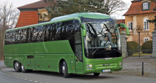 Testovaný autobus měl zajímavou barvu karoserie