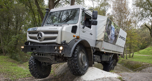 Žádná překážka není pro Unimog dost velká