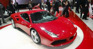 Ferrari 488 GTB hlásí návrat k přeplňovaným motorům, tentokrát z důvodu snížení emisí