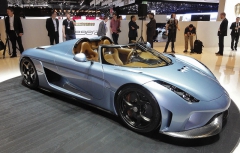 Koenigsegg Regera, hybridní supersport o výkonu 1,1 MW ze Švédska!