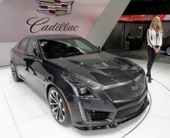 Cadillac CTS-V modelového roku 2016 při evropské premiéře v Ženevě