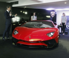 Stephan Winkelmann představuje nový typ LP750-4 Superveloce