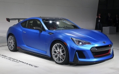 Subaru STI Performance Concept, kupé BRZ s přeplňovaným motorem 2.0 Turbo