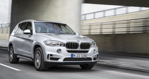 První sériový  Plug-In Hybrid  značky BMW je postaven na základě typu X5