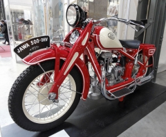 Jawa 500 OHV druhé série z roku 1931, první typ značky, která loni slavila 85. výročí vzniku...