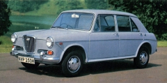 Wolseley 1300 Mk II, poslední provedení řady ADO 16 (Austin Drawing Office), celkem 44 867 vozů typu 1100/1300 v letech 1965 – 1973