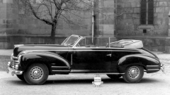 Dvoudveřový kabriolet Škoda Superb s karoserií Sodomka (1947)