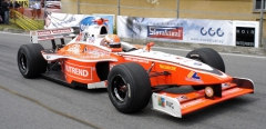 Mistr Evropy 2009 Václav Janík vyměnil Mitsubishi za Lolu B02/50 formule 3000