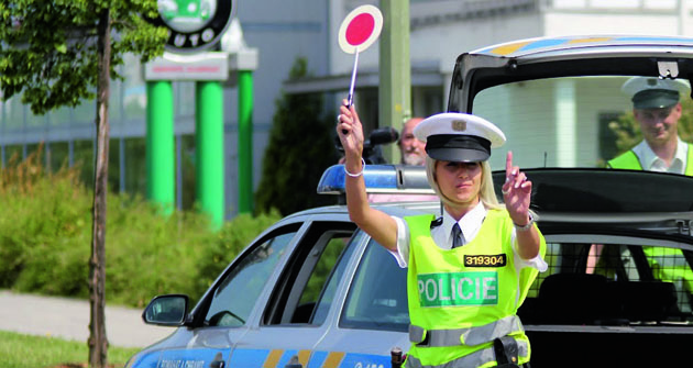 Měsíc bezpečnosti znamená silnější výskyt hlídek dopravní policie.