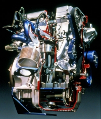 Zážehový tříválec Ford Zetec-SE 1.1 I3 DISI, představený na IAA 1999 ve Frankfurtu