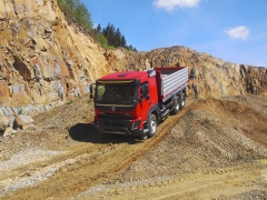 Volvo FMX na testovací trase