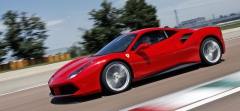 Ferrari 488 GTB je návratem osmiválcového kupé k přeplňovanému motoru