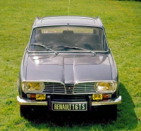 Renault 16 TS s přídavnými světlomety z roku 1968