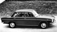 Po zvýšení výkonu o tři koňské síly dostal základní typ Audi nové označení Audi 75 (od prosince 1968, na snímku verze 75 L)