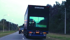Samsung svojí technologií osadil tahač jezdící v plném provozu po státech Jižní Ameriky. Reakce účastníků silničního provozu byly povzbuzující.