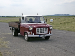 Valník Transit MK I r. v. 1972 s motorem 1.7 V4 měl dvoumontáž kol na zadní nápravě