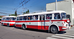 Souprava RTO CAR s přívěsem Jelcz PO-1E