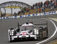 Neel Jani (Porsche) byl nejrychlejší v kvalifikaci, ale v závodě až pátý...