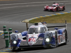 Toyota No.2 byla ze dvou vozů úspěšnější, posádka Wurz/Sarrazin/Conway po problémech Audi postoupila na šesté místo