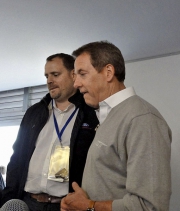 Bill Ford a tiskový šéf Mark Truby při uvedení vozu pro 24 h Le Mans