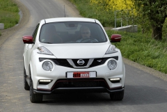 Nissan Juke Nismo RS je opravdu nepřehlédnutelný stejně jako základní typ, ale vybočením z uniformity oslovuje klientelu...