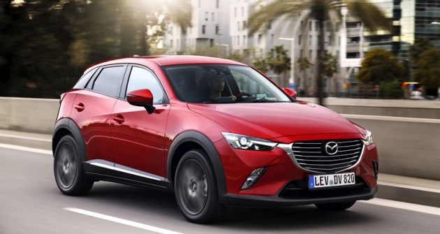 Mazda CX-3 slavila světovou premiéru na autosalonu v Los Angeles koncem roku 2014; nyní přichází do Evropy