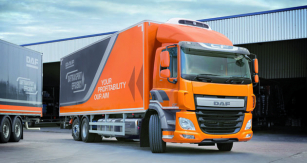 DAF CF s motorem PX 7 (6,7 l) je důkazem, že k efektivnímu provozu těžkého nákladního vozidla stačí jen malý motor, který je z hlediska zdvihového objemu cca polovinou toho  obvyklého – velkého šestiválce  MX-11 či MX-13.