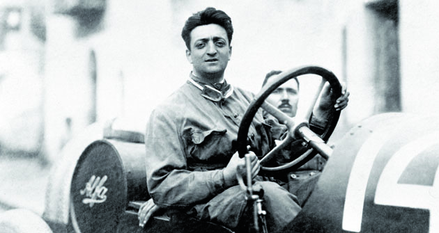 Více než samotné závodění zajímalo na konci dvacátých let minulého století Enza Ferrariho vedení a magování vlastní závodní stáje.