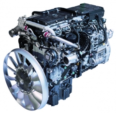 Nyní je OM 471 k dispozici v pěti výkonových variantách. Vrcholem je maximální výkon 390 kW/530 k.