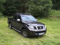 Nissan Navara 2.5 D Double Cab