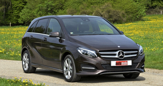 Mercedes-Benz třídy B prošel modernizací  pro modelový rok 2015,  který následovala úprava značení podle pohonných jednotek (d místo CDI)
