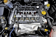 Úsporný turbodiesel 1.6 MultiJet II v provedení 105 (koní, tedy 77 kW) dostal Stop/Start