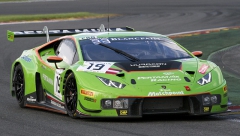 Lamborghini Huracán GT3 rakouského týmu GRT Grasser odpadl záhy (129 kol)...