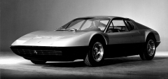 Ferrari Berlinetta Boxer (BB), studie uvedená na Turínském autosalonu v listopadu 1971