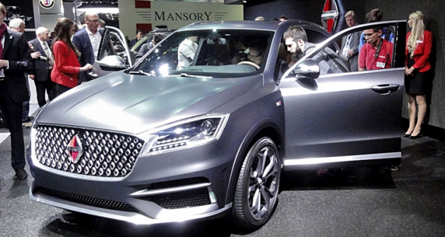 Nový Borgward BX 7 TS krátce po odhalení  na IAA 2015