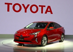 Toyota Prius čtvrté generace, první sériový vůz na nové modulární platformě