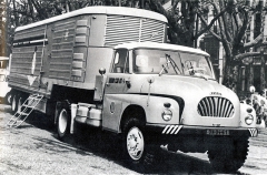 Tatra 138 NT 4x4 s prototypem chladírenského návěsu Orličan N10 CH