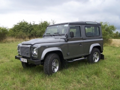 land-rover - Land Rover Defender 90 SW SE