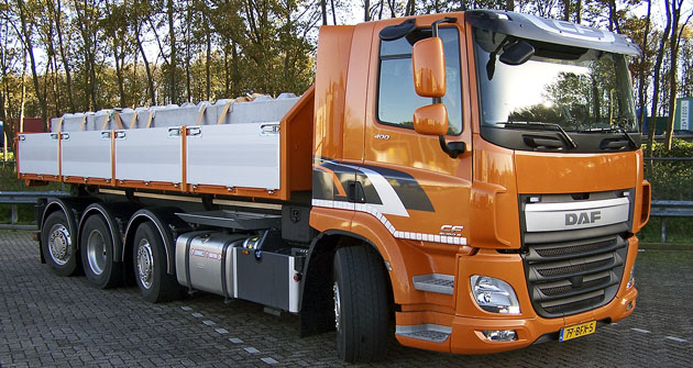 DAF CF 400 FAQ 8x2 valník