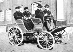 První osobní automobil Gustafa Eriksona, postavený u firmy Vabis (1897)