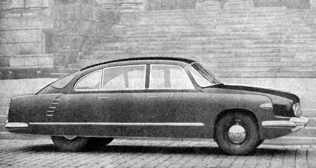 Prototyp T 603  se zcela zakrytými  zadními koly (1956