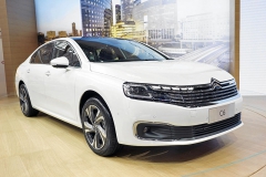 Citroën C6 určený výhradně pro čínský trh stojí na podvozku Peugeotu 508