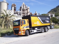 DAF CF 310 FAS 6x2 má technickou hmotnost 26 tun