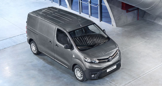 Druhá generace Toyoty ProAce vstoupí na český trh v druhé polovině roku Druhá generace Toyoty ProAce vstoupí na český trh v druhé polovině roku